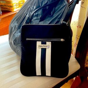 Nautica cross body slim purse.  Very good to shop or travel. Bundle and save $